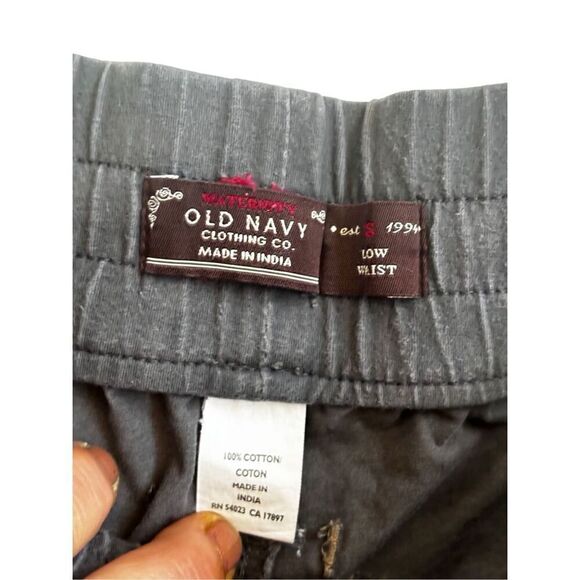 Old navy maternity  low wait slip on tie closure cargo type pants tie closure at - Picture 7 of 10